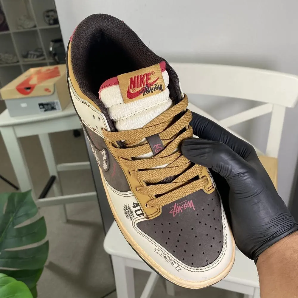 Nike Dunk low X Stussy
