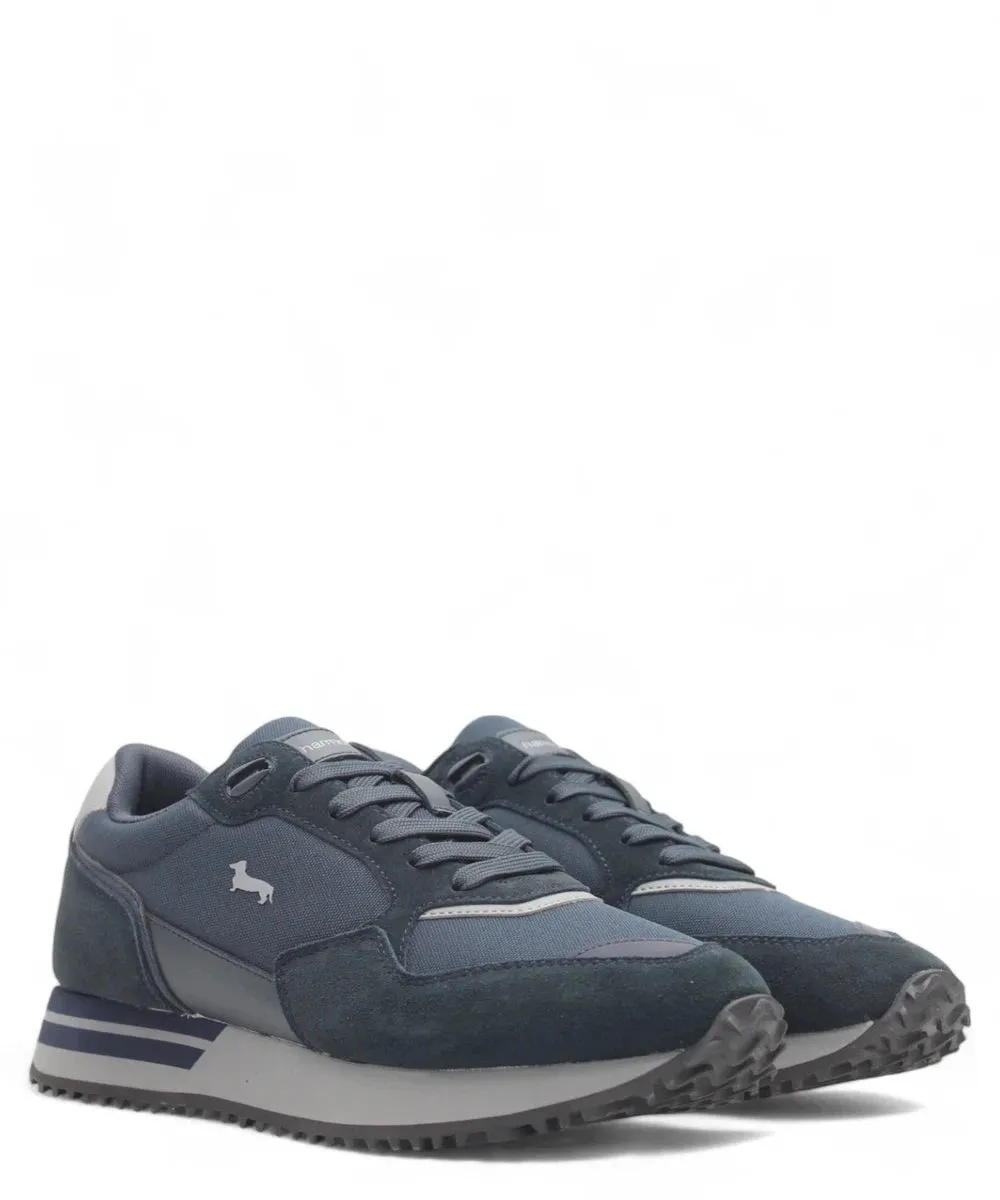 Sneaker Essenziale in Camoscio