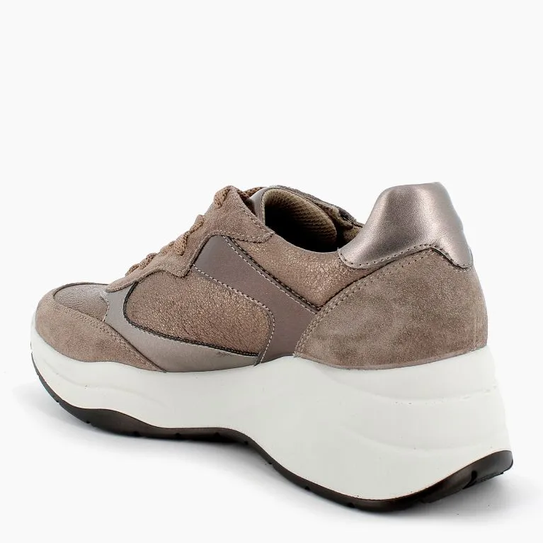 SNEAKERS CAMOSCIO E PELLE
