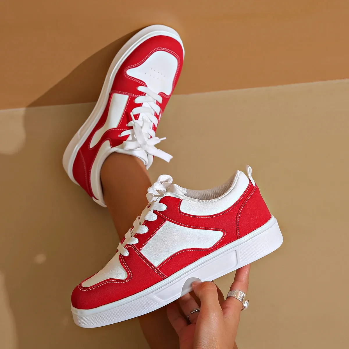 Urban Liv Sneakers