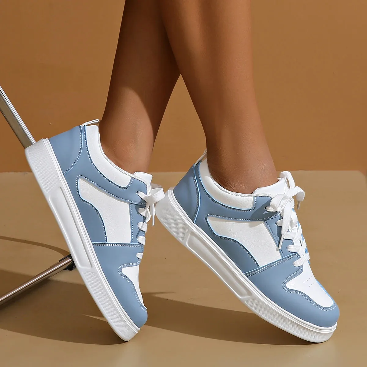 Urban Liv Sneakers