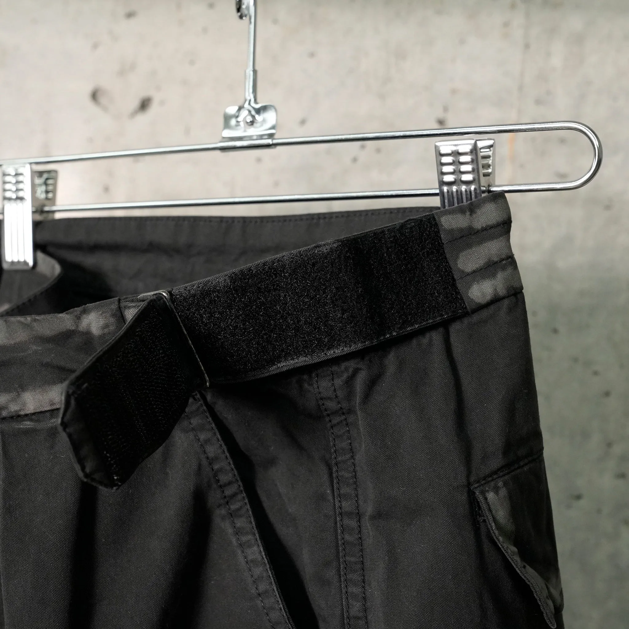 WORN SEAM CARGO BLACK / WORN BLACK