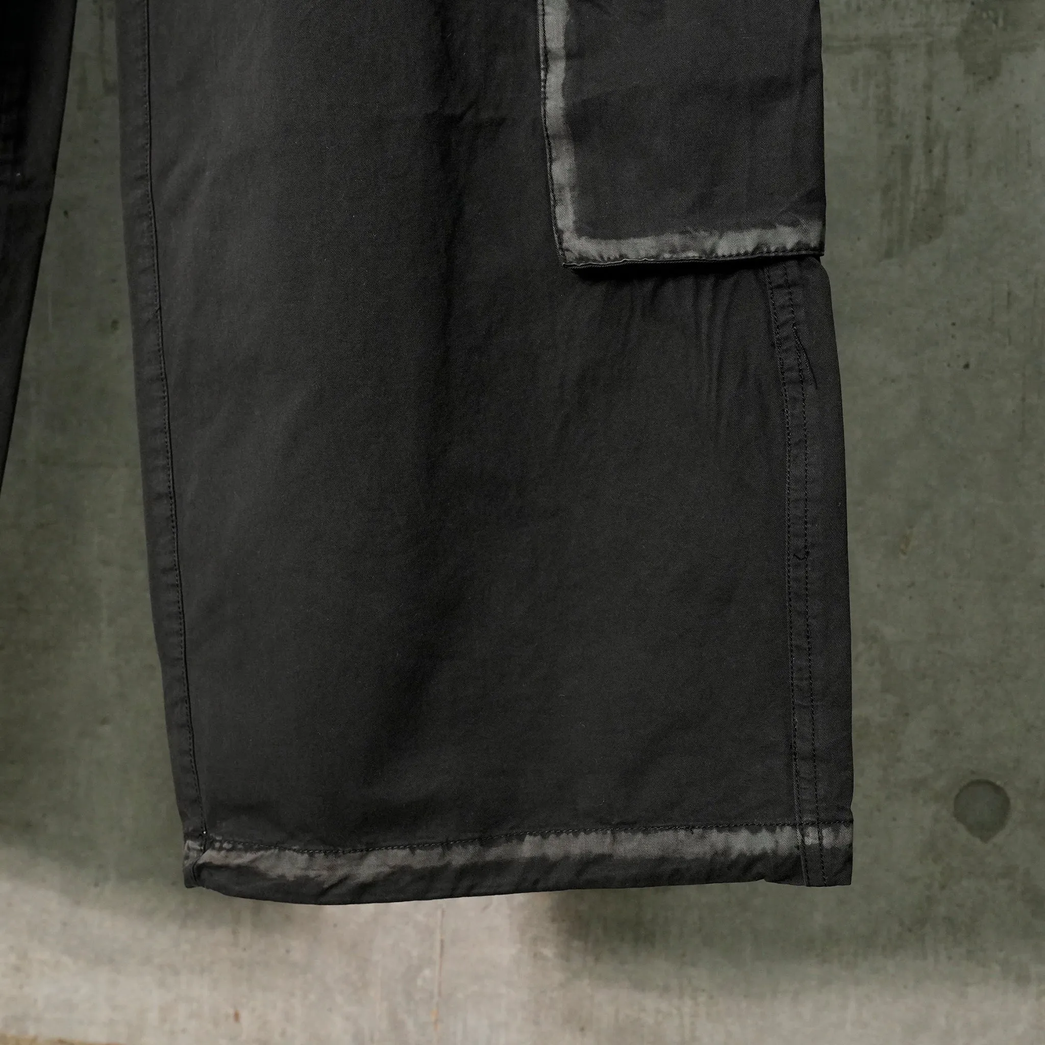 WORN SEAM CARGO BLACK / WORN BLACK
